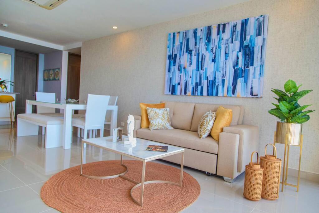 Luxury Beachfront - Morros *
