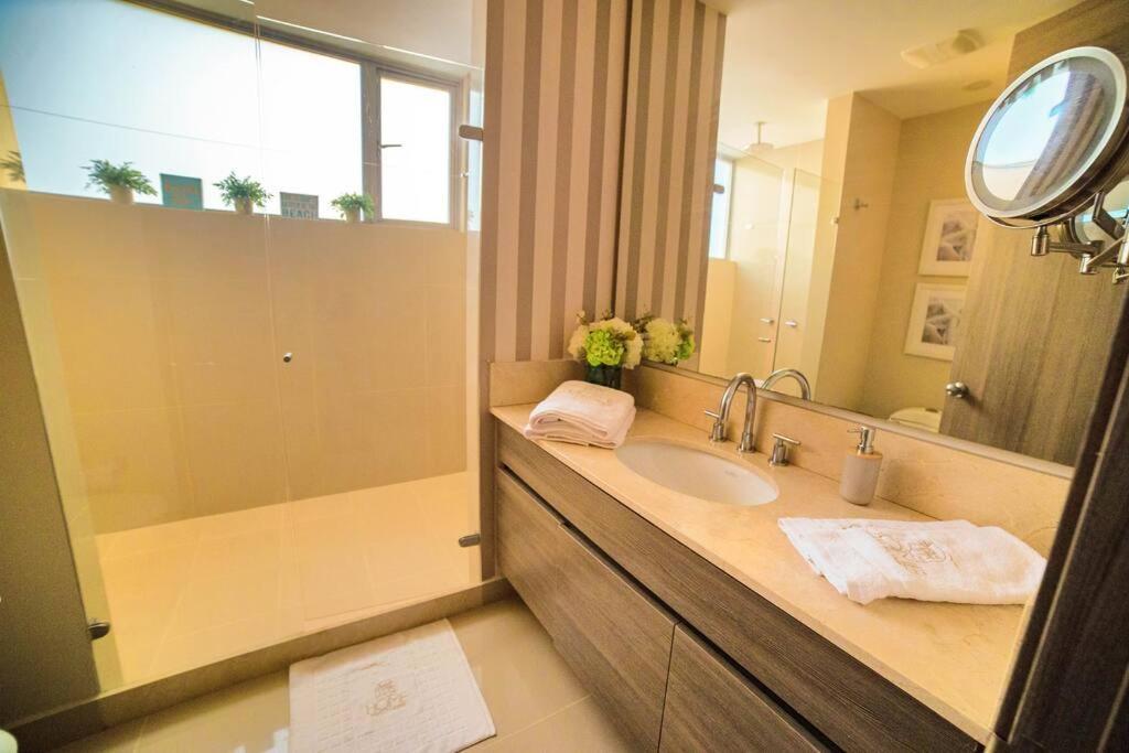 Luxury Beachfront - Morros * Cartagena